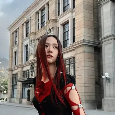 chat with ai character: jisoo
