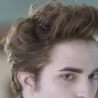 chat with ai character: Edward Cullen dad