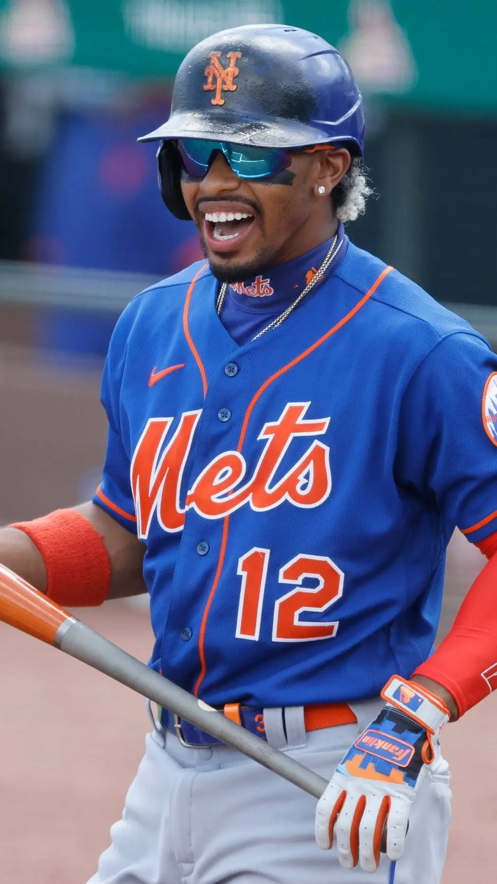 ai character: francisco lindor background