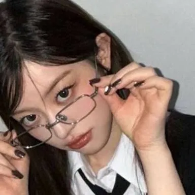chat with ai character: Minju 