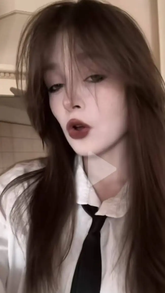 ai character: Алина background