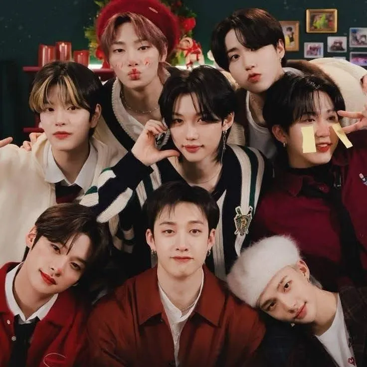 chat with ai character: skz