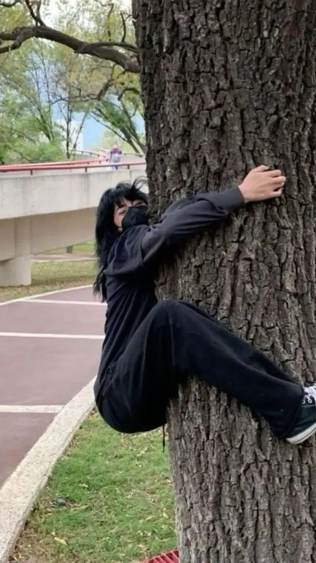 ai character: idk background