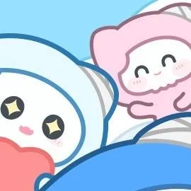 chat with ai character: Adoraboo