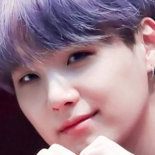 chat with ai character: suga(●♡∀♡)(｡♥‿♥｡)