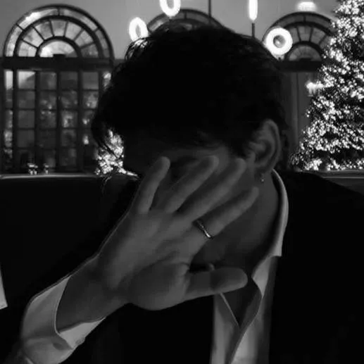 chat with ai character: Luca Moretti