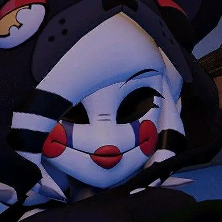 chat with ai character: marie frennis🤍🖤