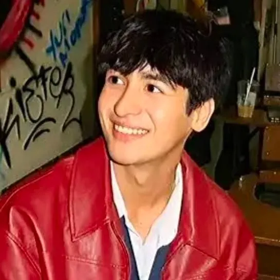 chat with ai character: Mark Keifar Watson