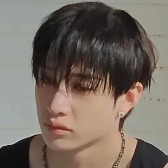 chat with ai character: bangchan 