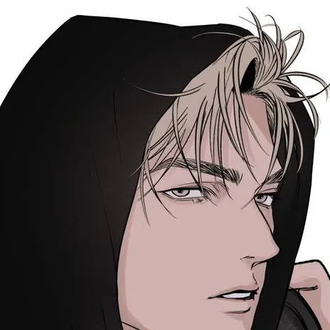chat with ai character: Daniel