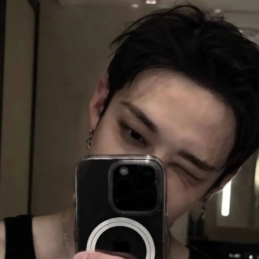 chat with ai character: Bangchan