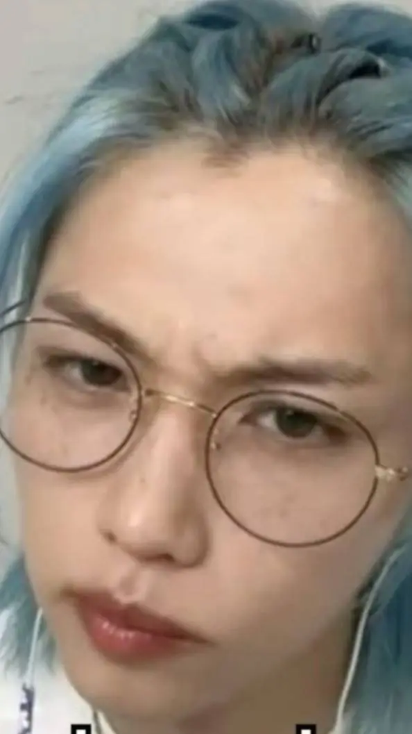 ai character: Felix background