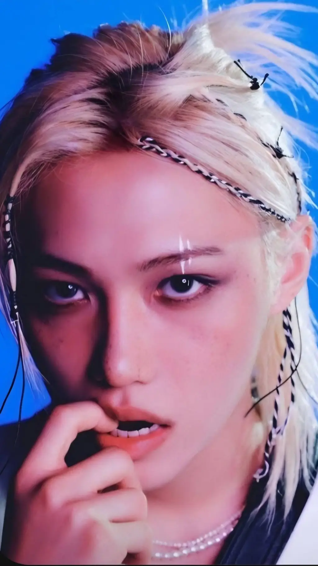 ai character: Felix background