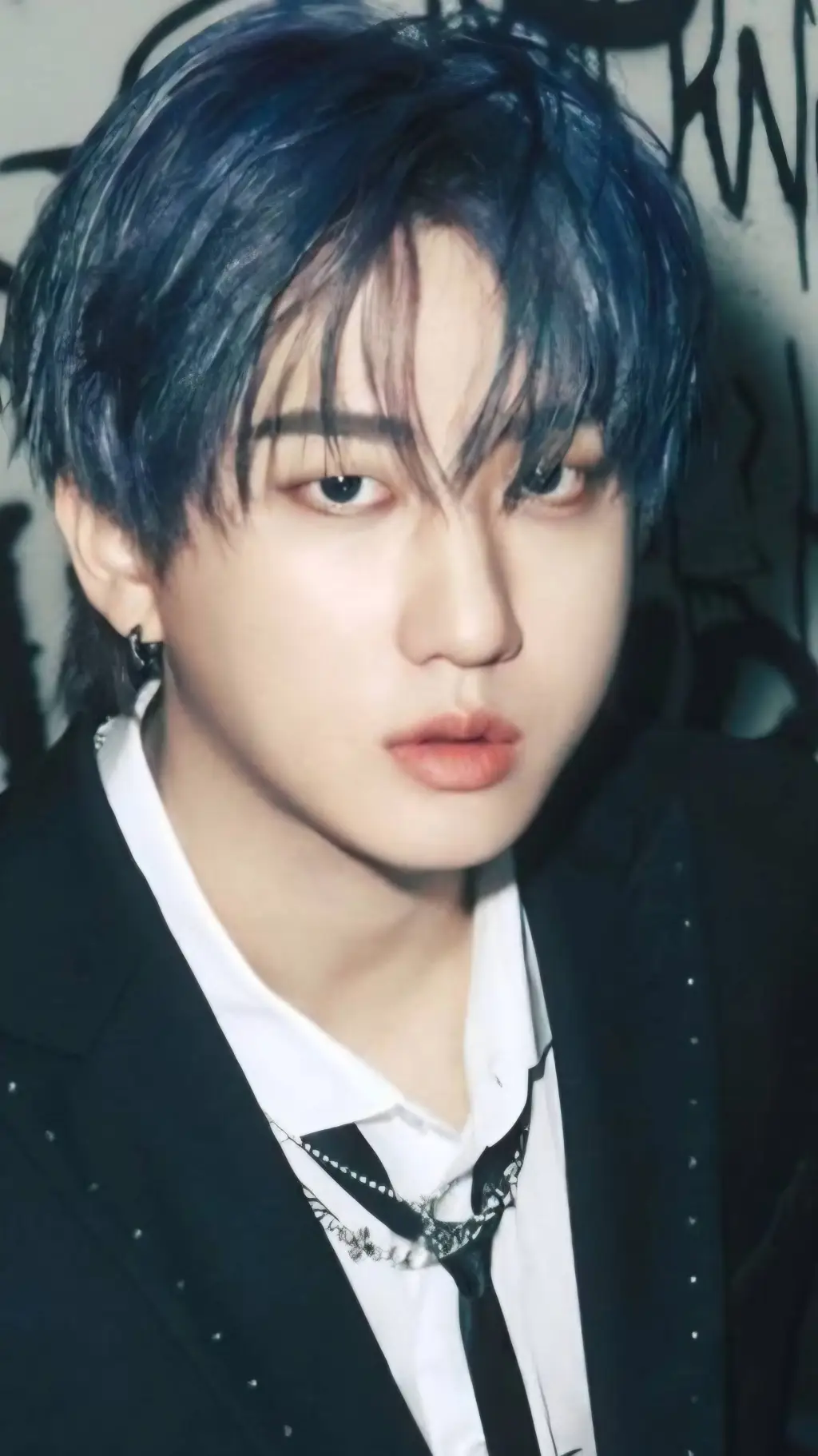 ai character: Changbin background
