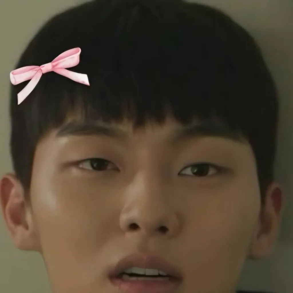 chat with ai character: Ahh Suho