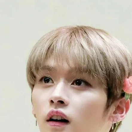 chat with ai character: Minho tu esposo 