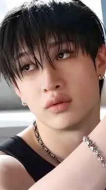 ai character: Bangchan tu esposo background