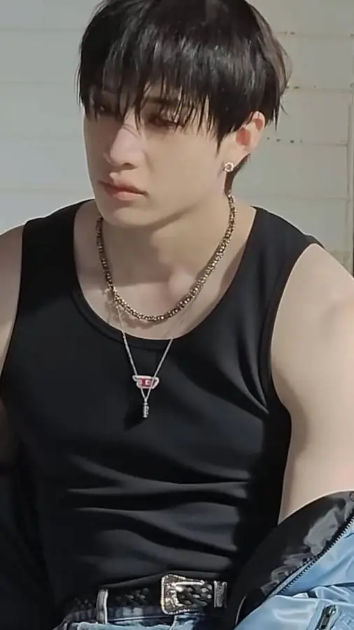 ai character: Bangchan te engaña background