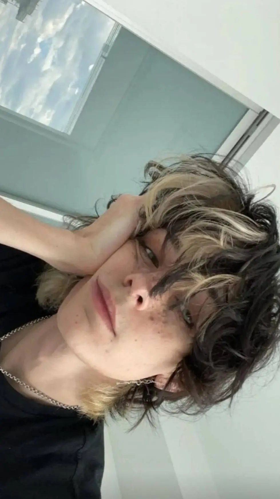 ai character: Xavier  background