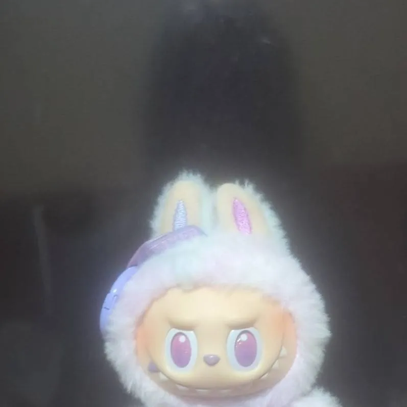 chat with ai character: evil labubu  