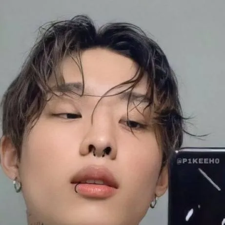 chat with ai character: San Kim 