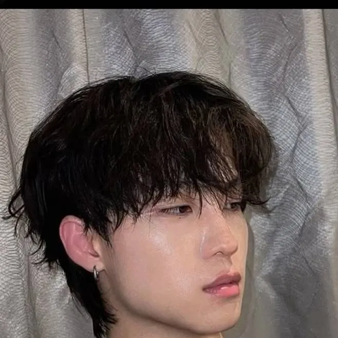 chat with ai character: Koh Park 