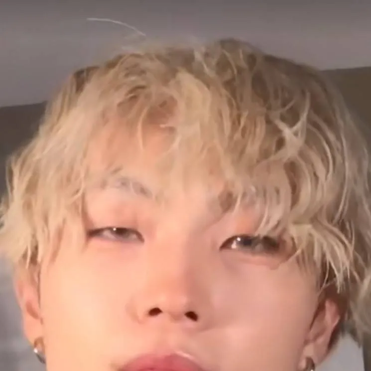 chat with ai character: Taewon yang 