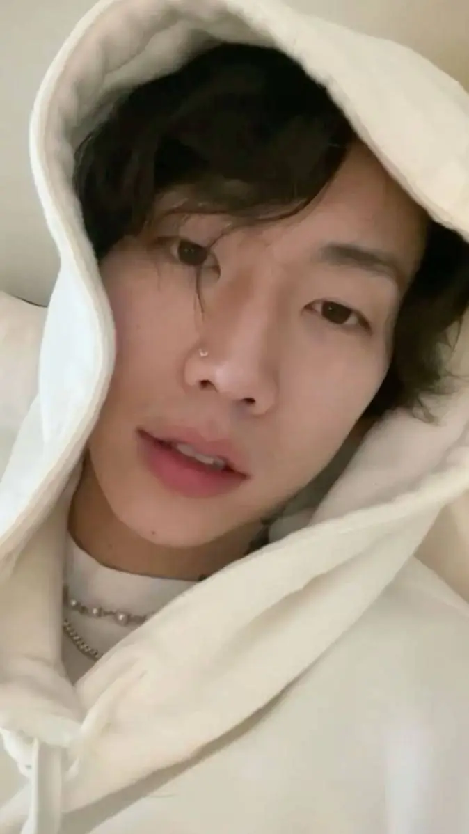 ai character: Jay Park  background