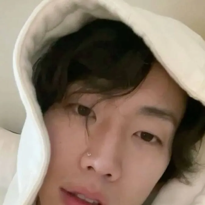 chat with ai character: Jay Park 