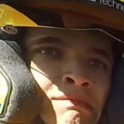chat with ai character: Lando Norris