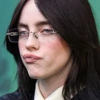 chat with ai character: billie eilish 