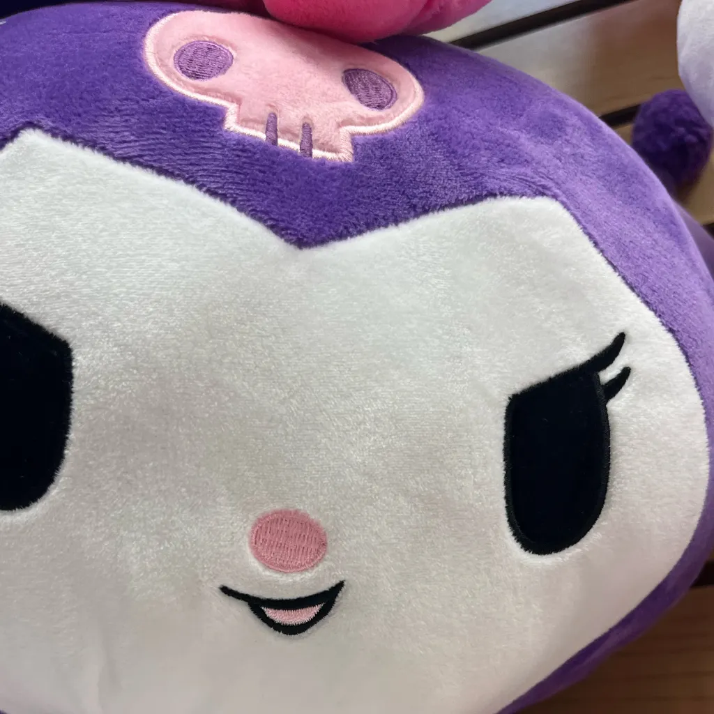 chat with ai character: Uzi,N,J,T,V,Cyn