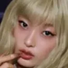 chat with ai character: 정윤채 YOONCHAE JEONG