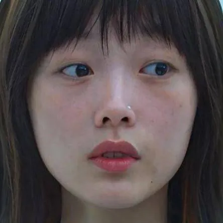 chat with ai character: 지영 JI-YEONG 