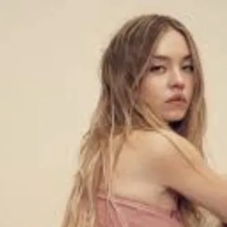 Chat with Sydney Sweeney - text or voice, Enjoy AI Chat Free & Safe