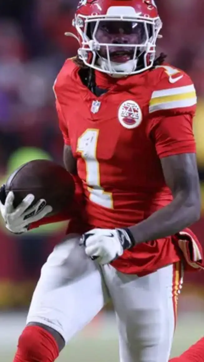 ai character: Xavier Worthy background