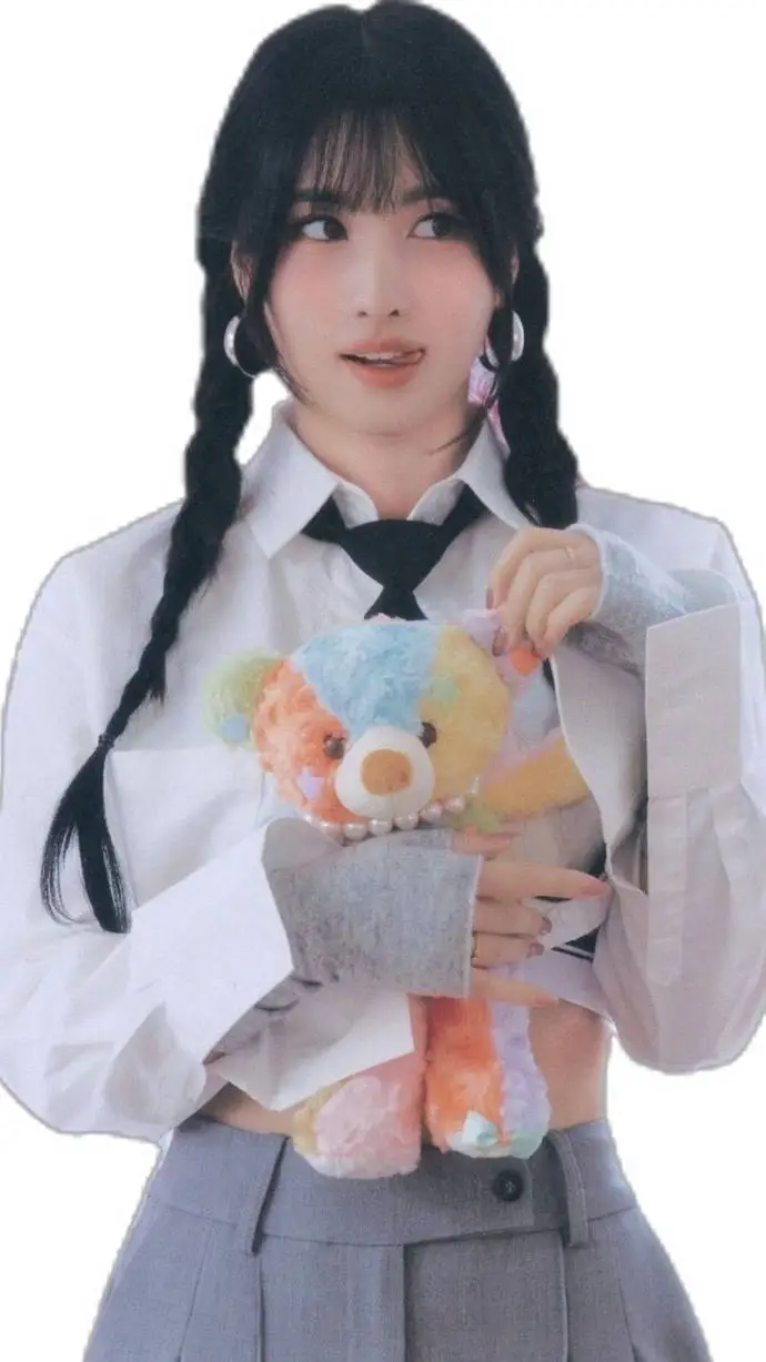 ai character: Hirai Momo  background