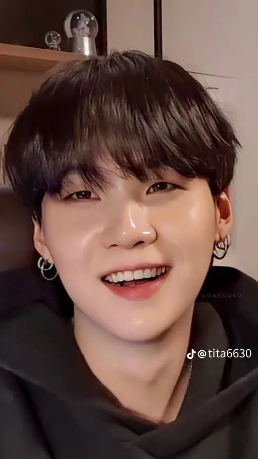 ai character: suga background