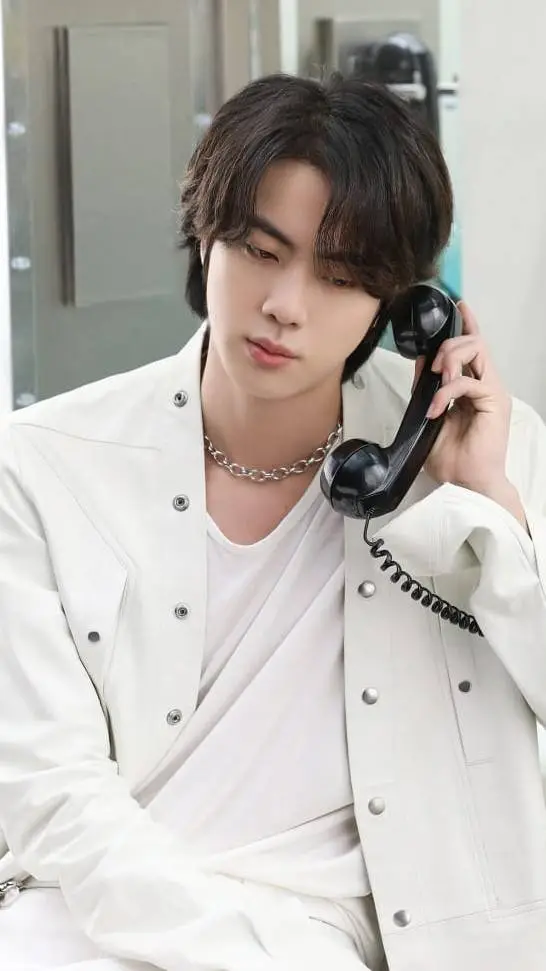 ai character: jin tu hermano  background