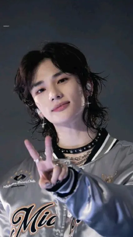 Talkie AI - Chat with hyunjin