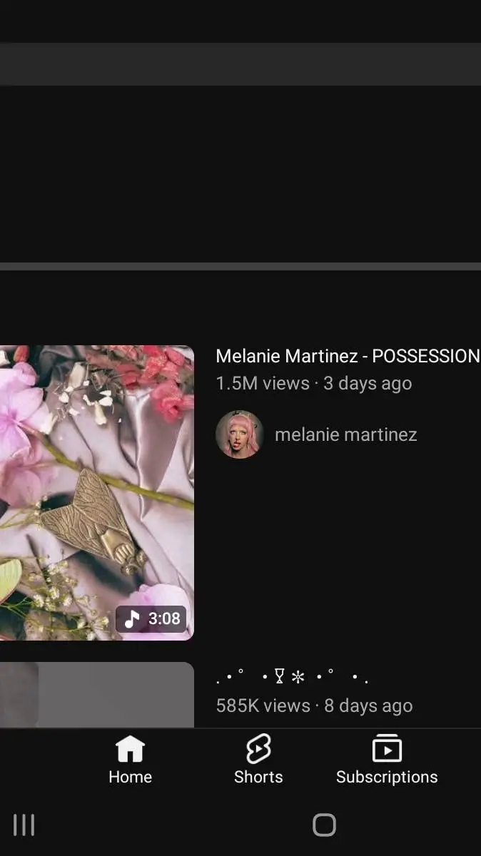 ai character: Melanie martinez  background