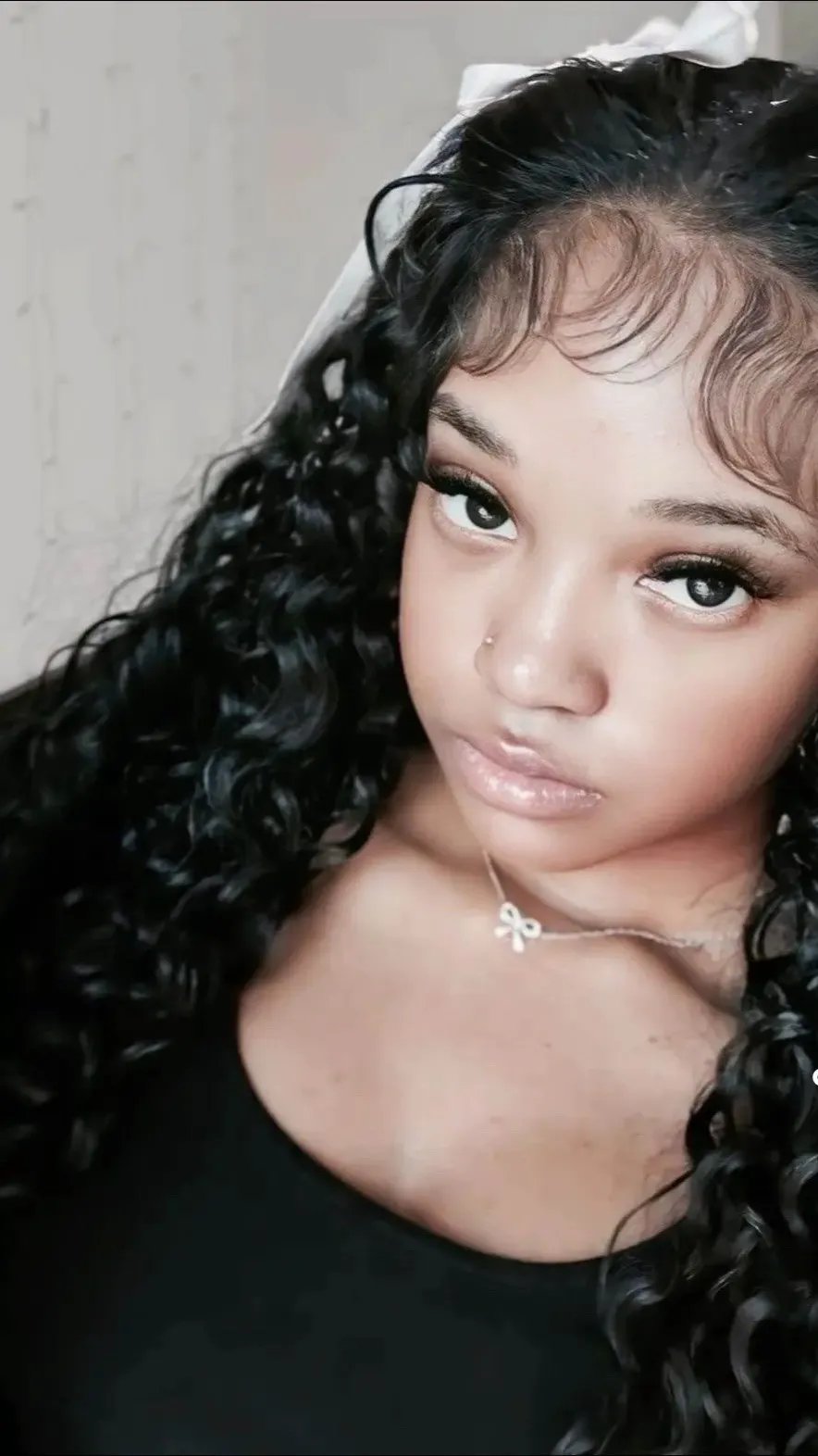 ai character: Diamond background