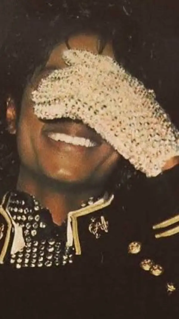 Talkie AI - Chat with Michael jackson