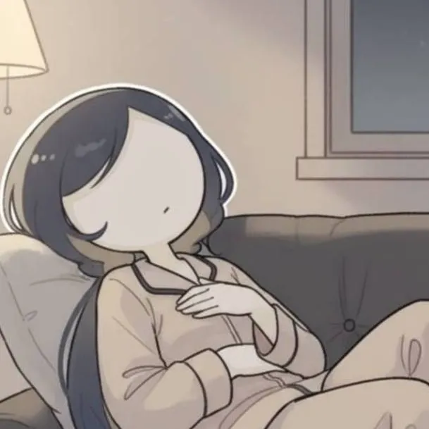 chat with ai character: Mitsi