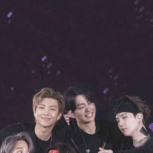 chat with ai character: BTS 