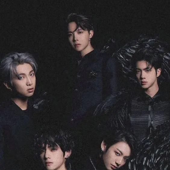 chat with ai character: BTS x mermaid 