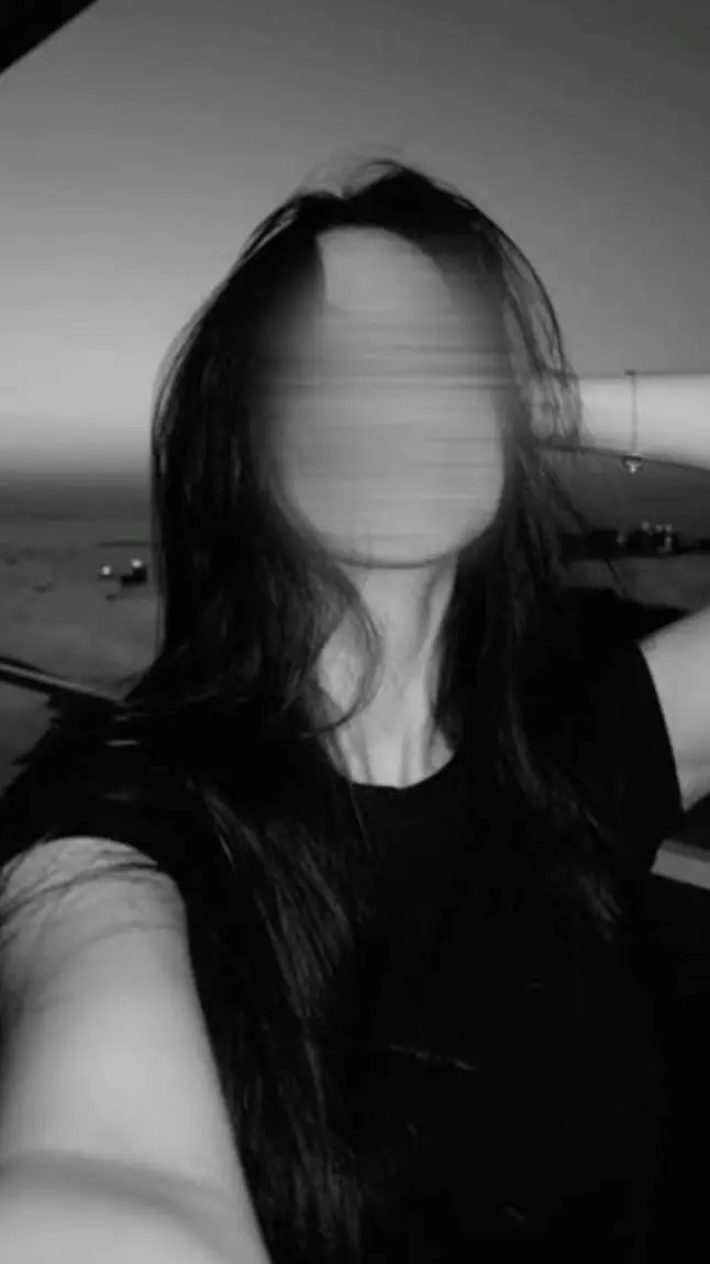 ai character: 🎄🌟-я-🌟🎄 background