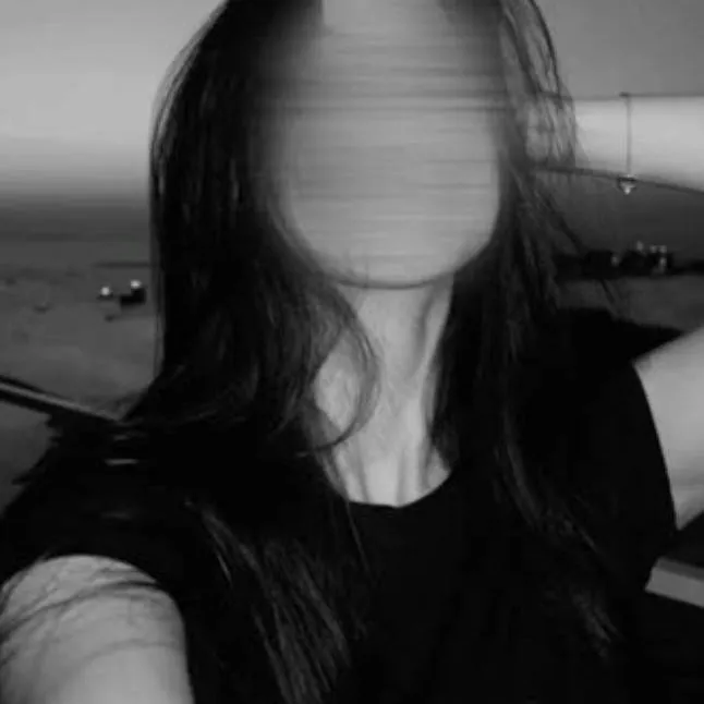 chat with ai character: 🎄🌟-я-🌟🎄