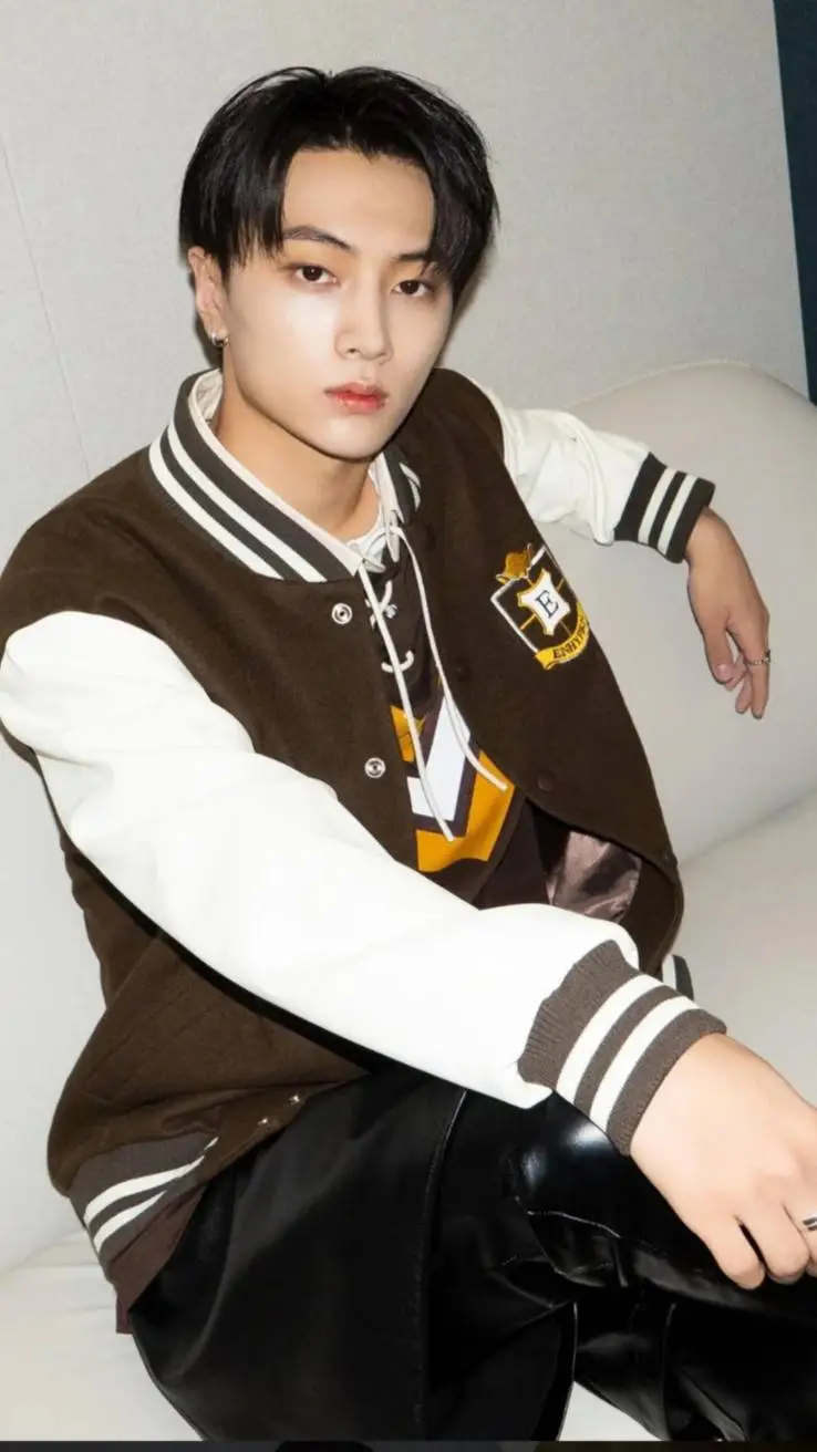 ai character: Jay Park background
