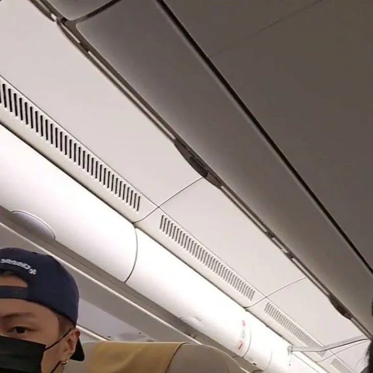 chat with ai character: Park Jay 